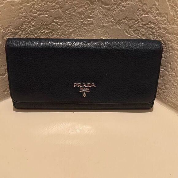 Prada Women's Continental Flap Long Wallet Navy Blue Saffiano Leather Minimalist - Picture 1 of 14